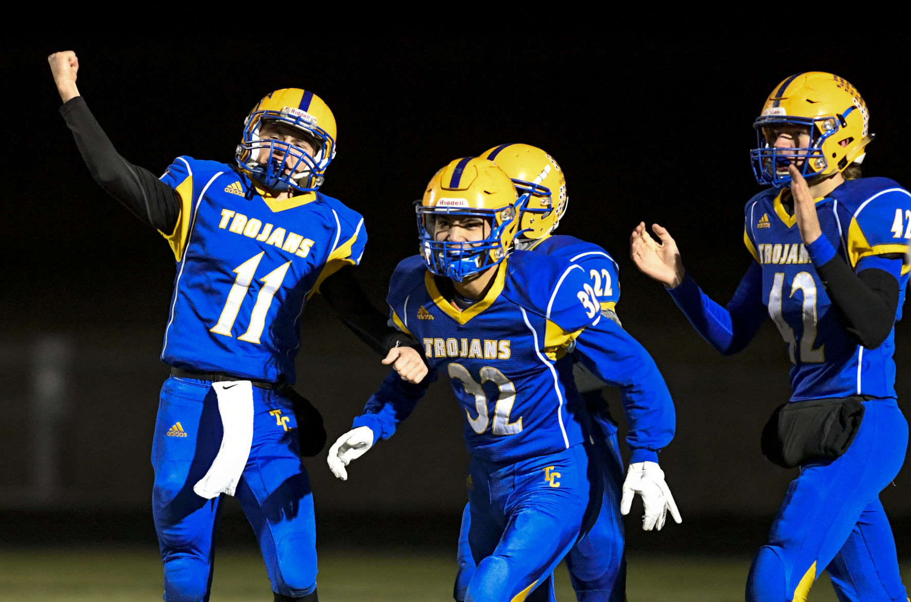 Tri-County vs. Elmwood-Murdock, 11.6